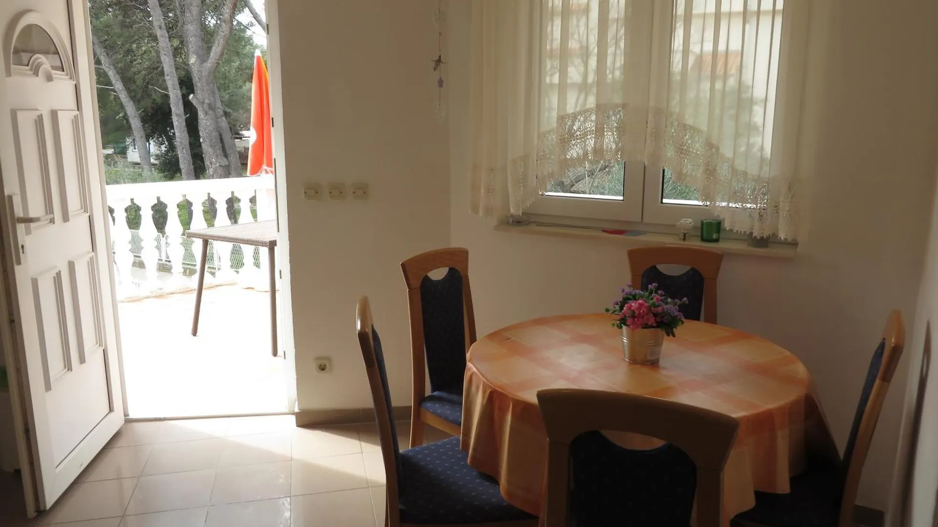 Gardenia Apartments Pakoštane 0*,
