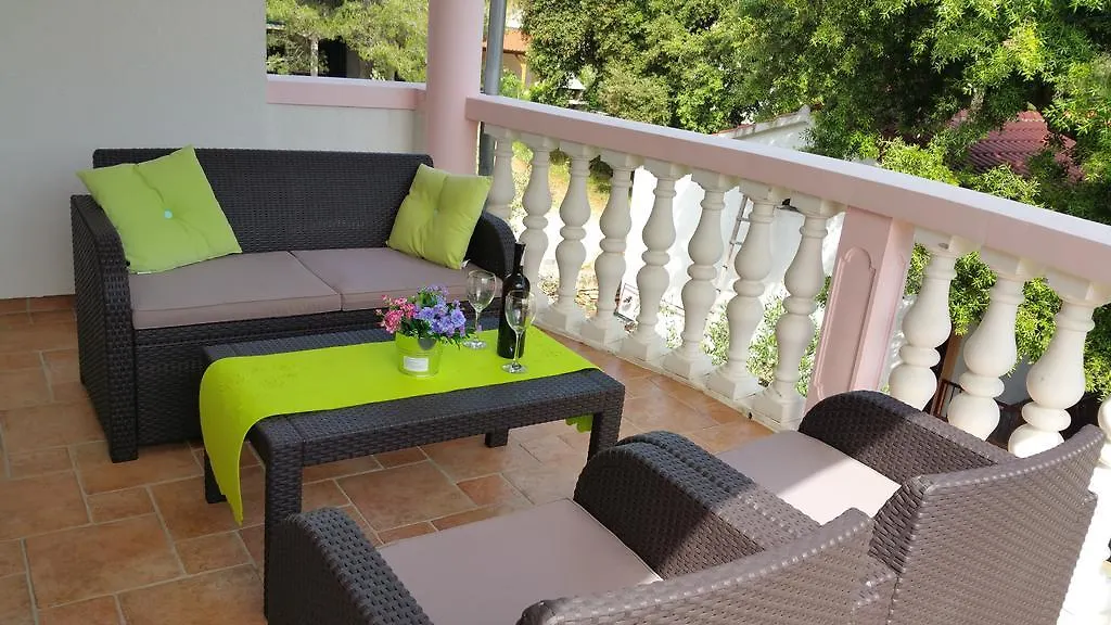 Gardenia Apartments Pakoštane