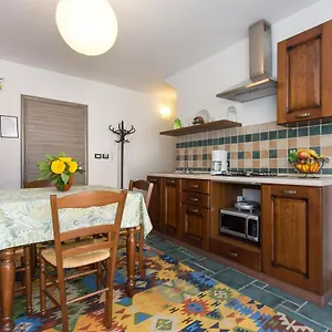 https://apartments-ddd.primorje-gorskikotar.com