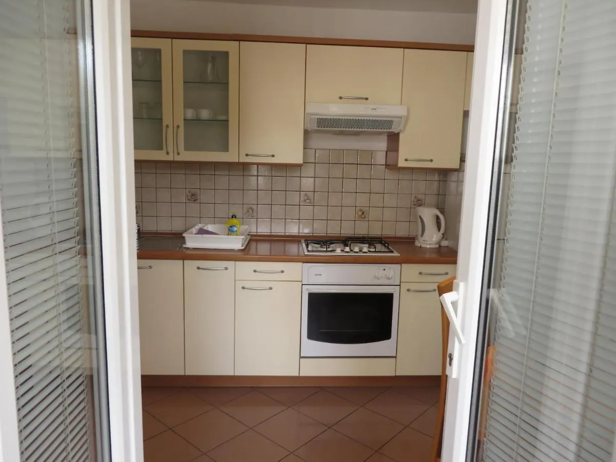 Gardenia Apartments Pakostane