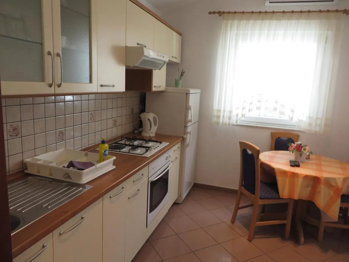 Gardenia Apartments Pakostane