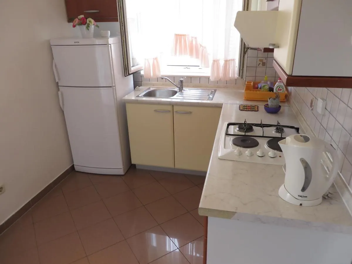 Gardenia Apartments Pakostane
