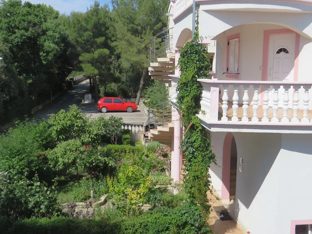 Gardenia Apartments Pakostane