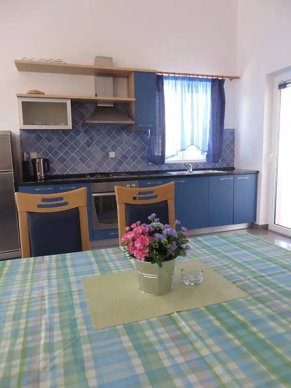 Gardenia Apartments Pakostane Croatia