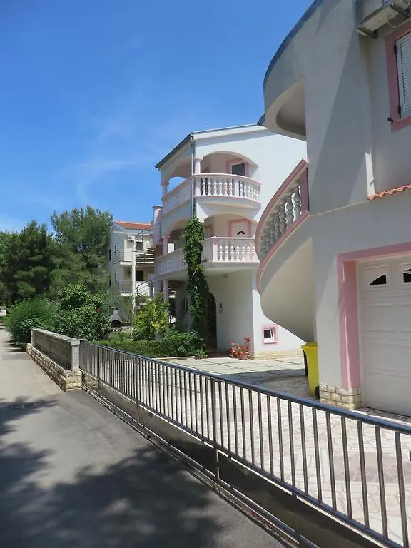 Gardenia Apartments Pakostane 0*,