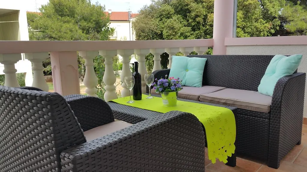 Gardenia Apartments Pakostane