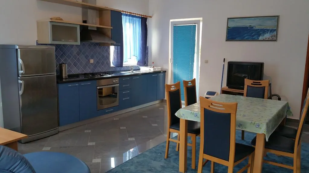 Gardenia Apartments Pakostane